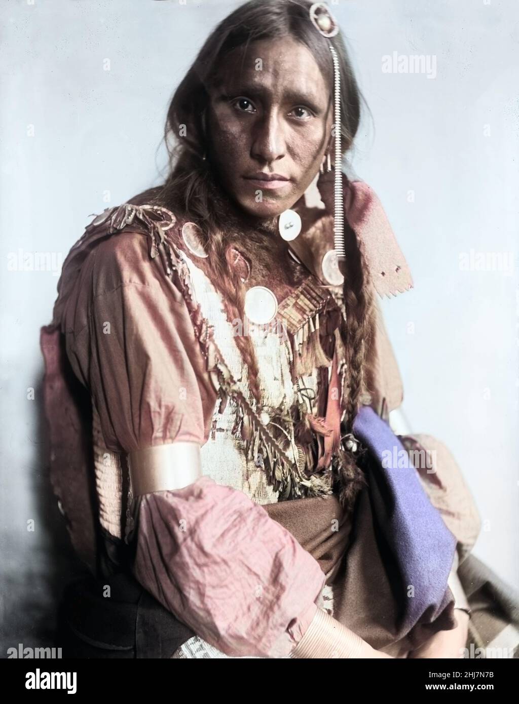 White war Bonnet - Antike und Vintage-Foto - Native american / Indian / American Indian, Käsebier, Gertrude, 1852-1934, Fotograf. 1900. Stockfoto