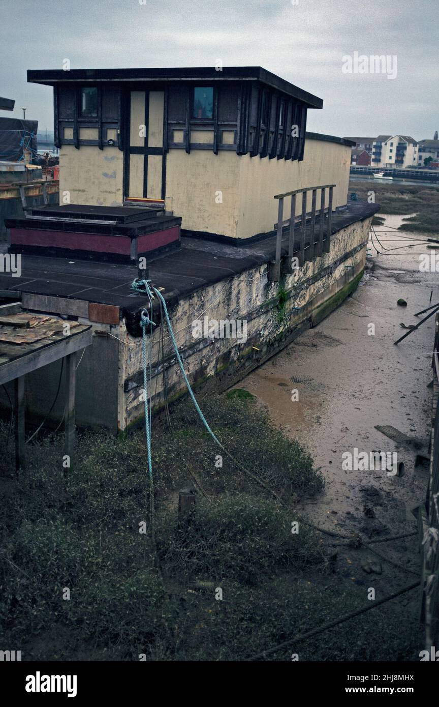 Die Hausbootgemeinschaft in Shoreham-by-Sea, England Stockfoto