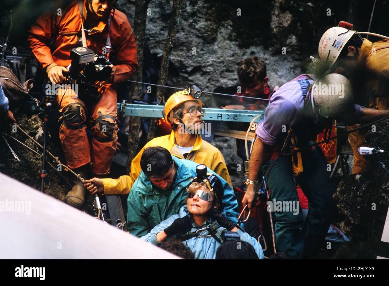 Archiv 90ies: Französischer Höhlenforscher Veronique Le Guen, Aveyron, Frankreich, 1988 Stockfoto