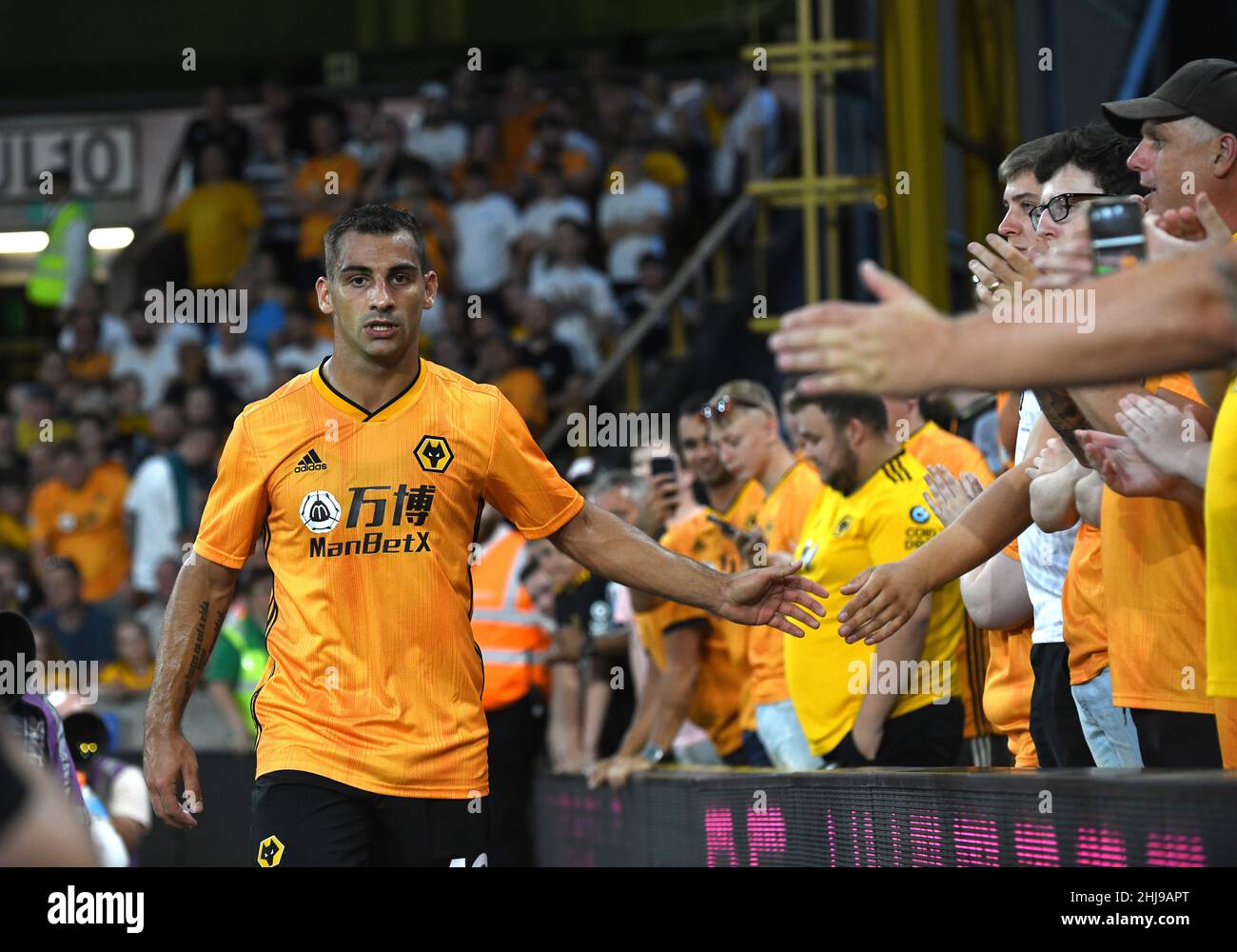 Wölfe Fußballspieler Jonny Otto Wolverhampton Wanderers gegen Crusaders 25/07/2019 UEFA Europa League Stockfoto