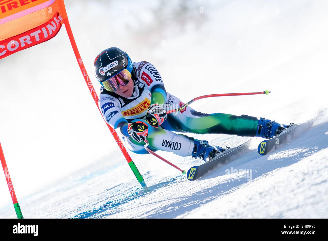 Cortina d'Ampezzo, Italien. 22. Januar 2022. FERK SAIONI Marusa (SLO) Ski World Cup Women's Downhill auf der Olympia delle Tofane. Stockfoto