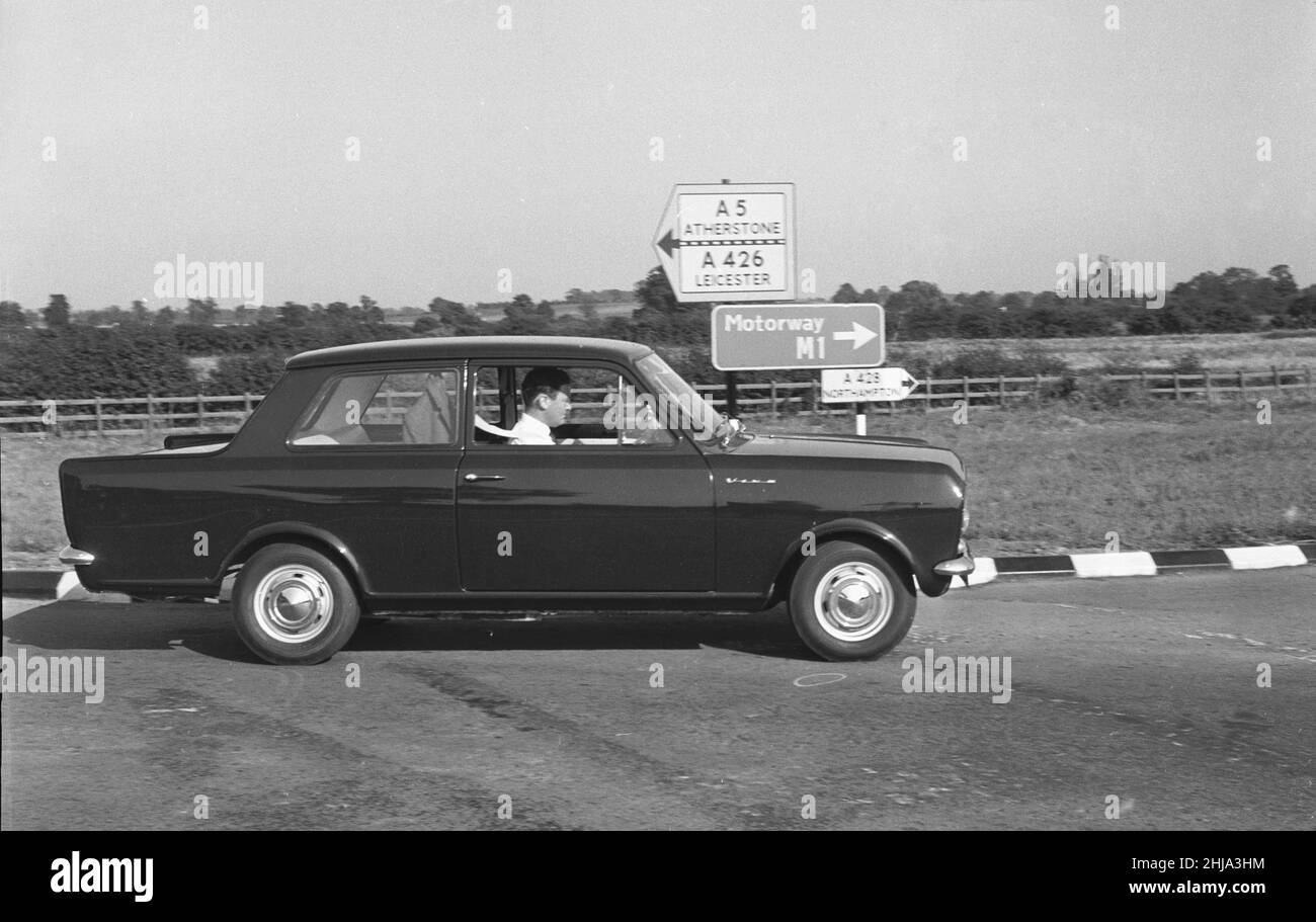 Vauxhall Viva auf einem Strassenversuch hier gesehen 22nd. September 1963 *** Local Caption *** Watscan - - 09/03/2009 Stockfoto