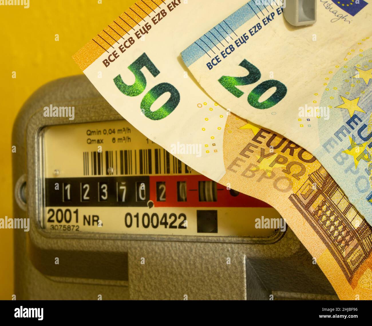 Gaspreise Heizkosten Euro Rechnung erhöhen Symbol Stockfoto