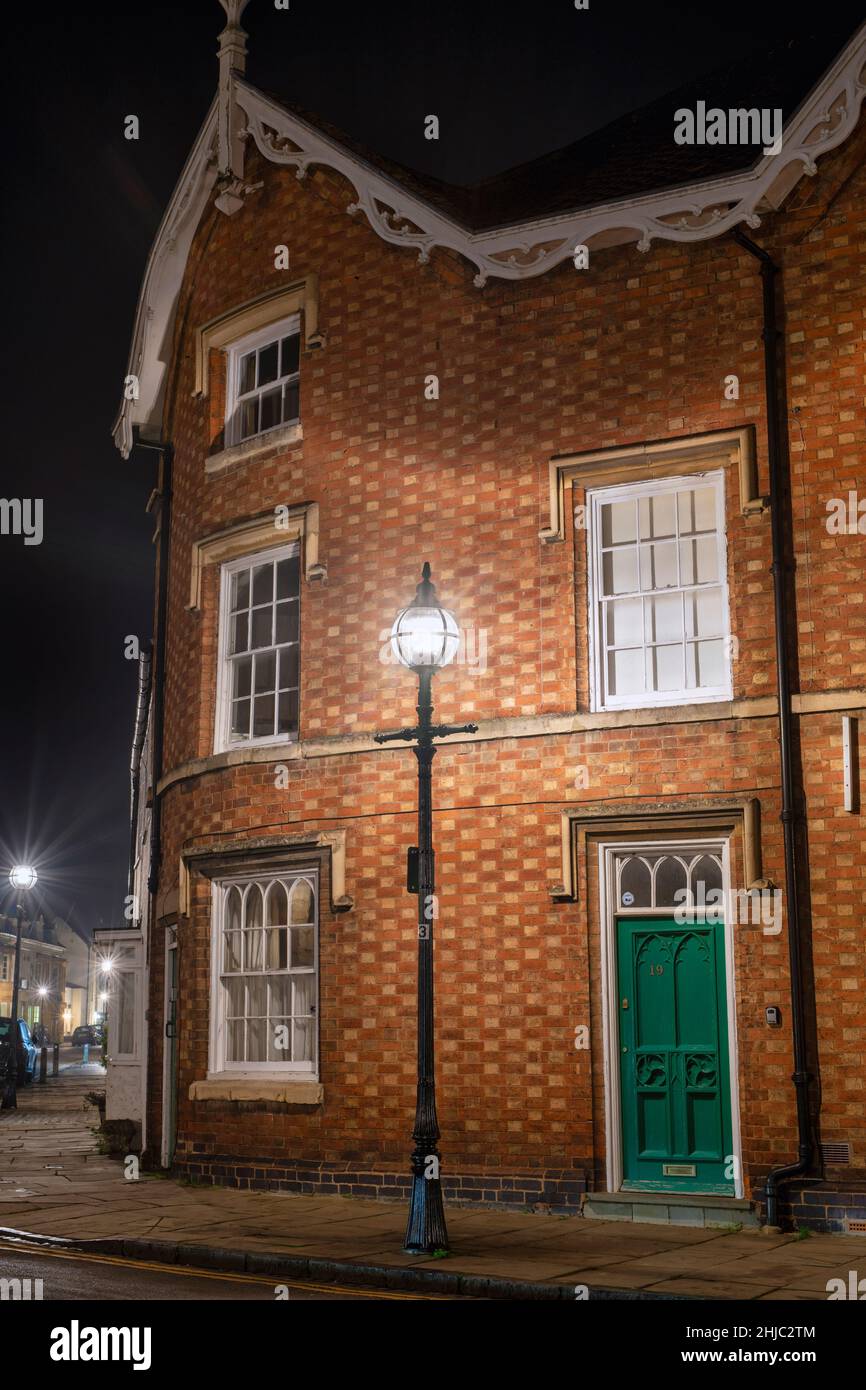 Altes Stadthaus in der Nacht. Stratford-Upon-Avon, Warwickshire, England Stockfoto