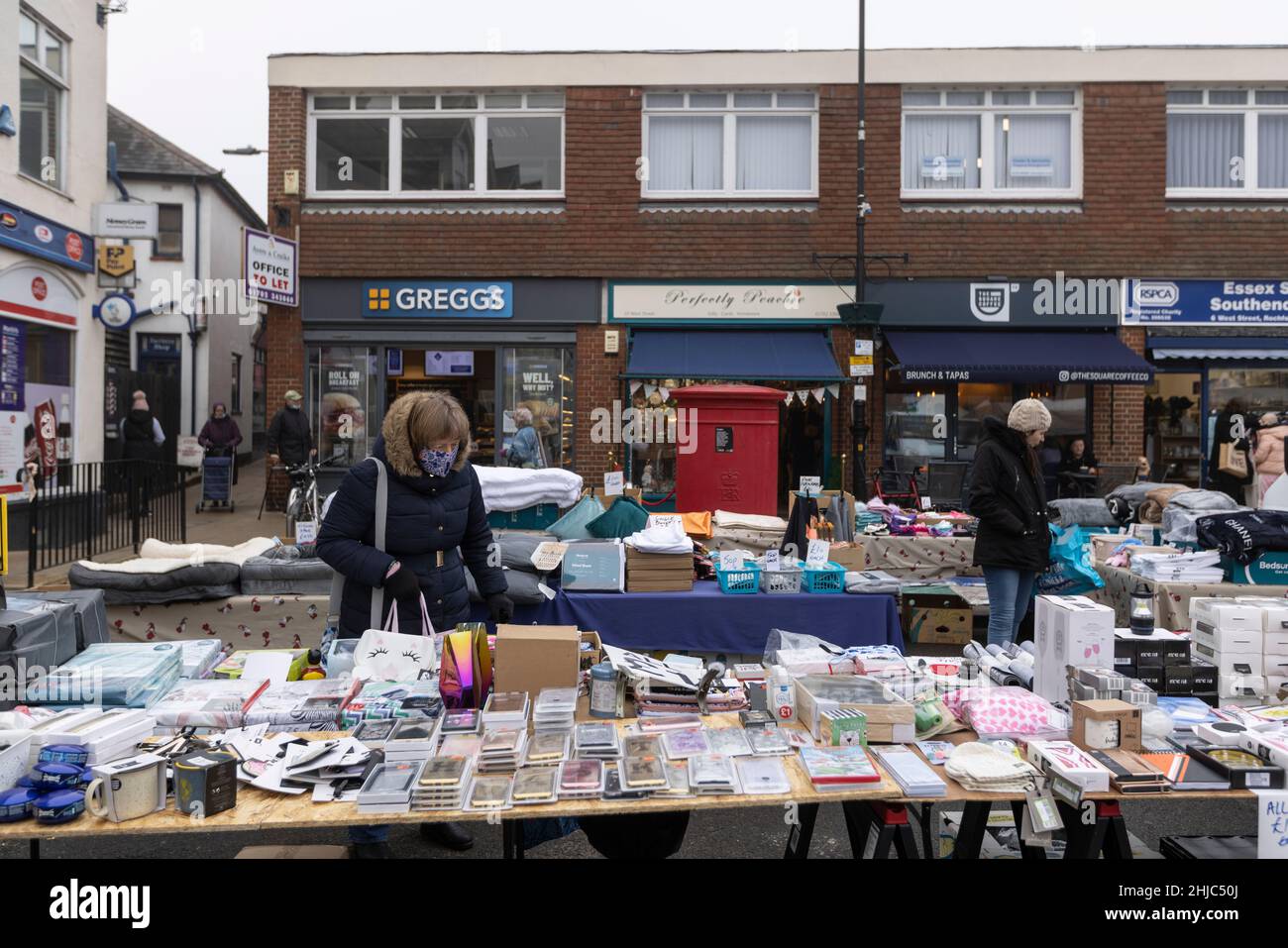 Rochford in Essex, wo jeden Dienstag der alte mittelalterliche Stadtplatz der Einheimischen einen Markt aus dem Jahr 1752, England, Großbritannien, abhalten Stockfoto