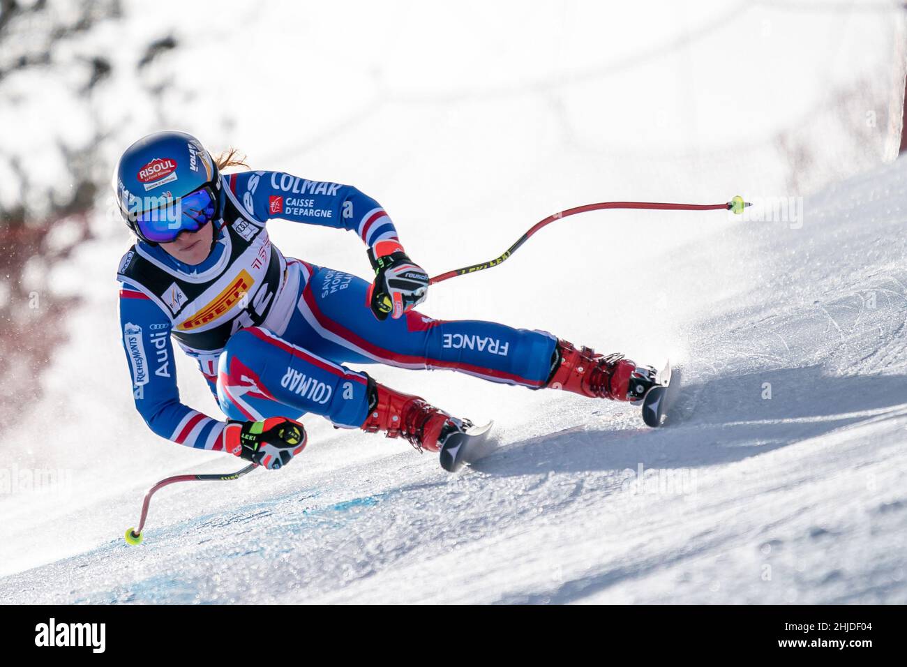 Cortina d'Ampezzo, Italien. 22. Januar 2022. CERUTTI Camille (FRA) Ski World Cup Women's Downhill auf der Olympia delle Tofane. Stockfoto