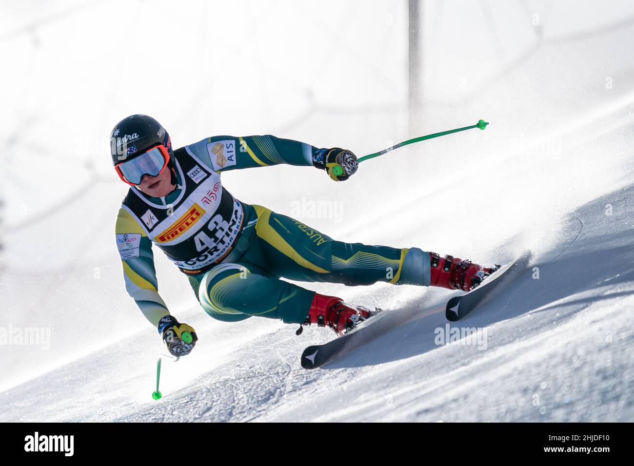 Cortina d'Ampezzo, Italien. 22. Januar 2022. KLEINE Greta (AUS) Ski World Cup Damen Abfahrt auf der Olympia delle Tofane. Stockfoto