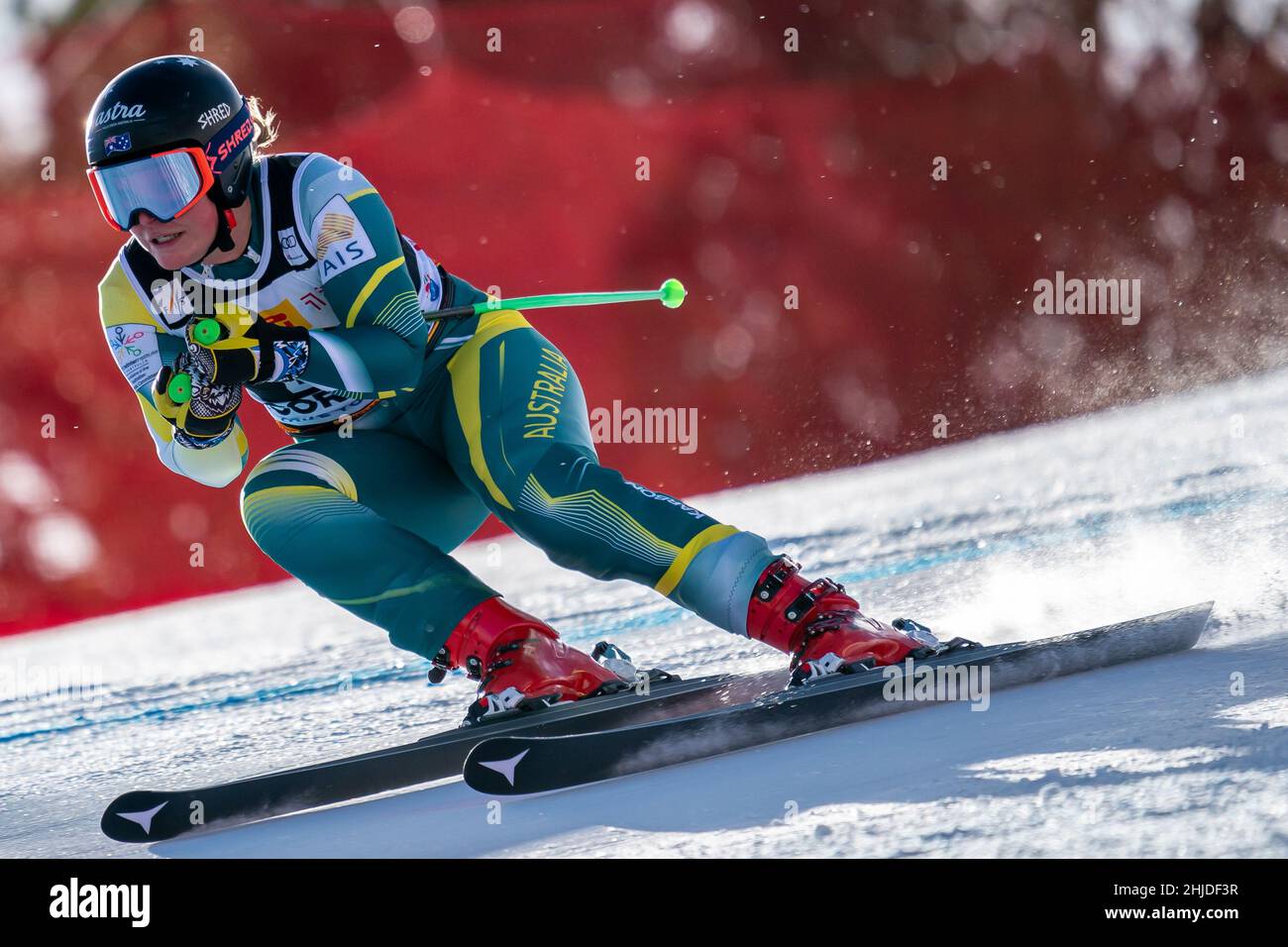 Cortina d'Ampezzo, Italien. 22. Januar 2022. KLEINE Greta (AUS) Ski World Cup Damen Abfahrt auf der Olympia delle Tofane. Stockfoto