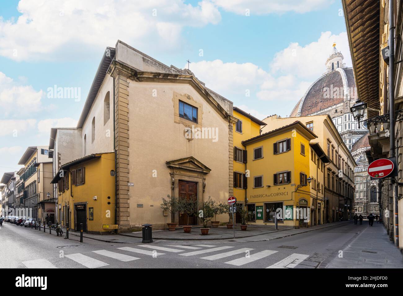 Florenz, Italien. Januar 2022. Außenansicht der Kirche San Michele Arcangelo Visdomini in der historischen Stadt Stockfoto