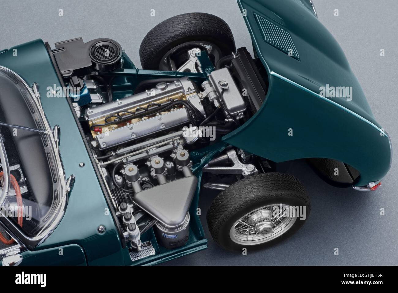 Modellauto aus Druckguss von Autoart der Jaguar E-Type-Serie 1Roadster,1963 Stockfoto