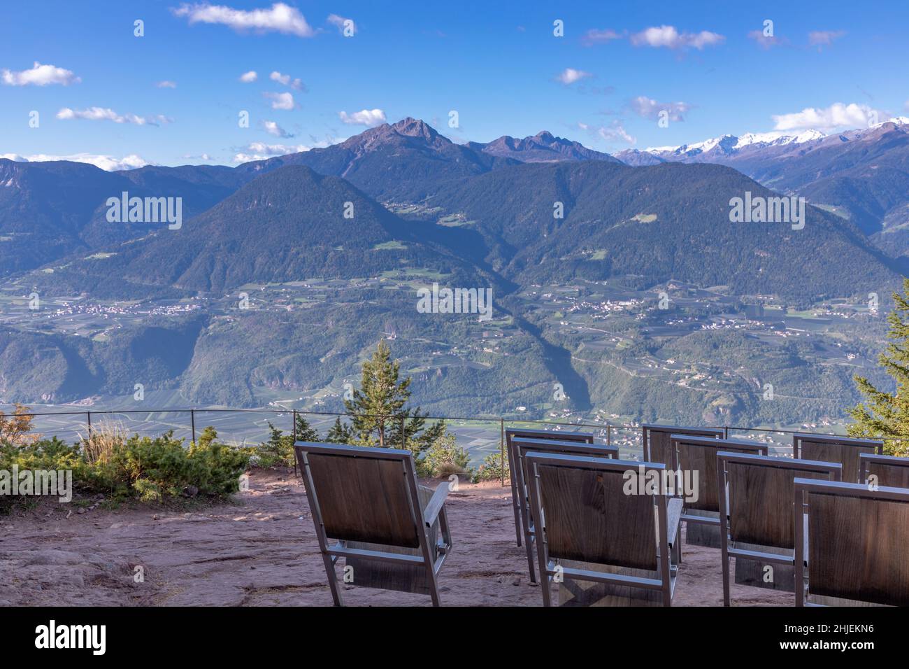 Knottnkino, ein Aussichtspunkt über Voeran, Südtirol Stockfoto