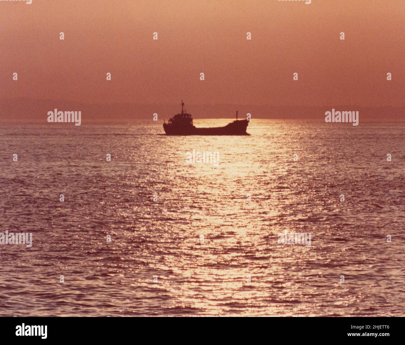 Gescannte Kopie des Archivfotos Japan Landscape. Tokio Bay Stockfoto