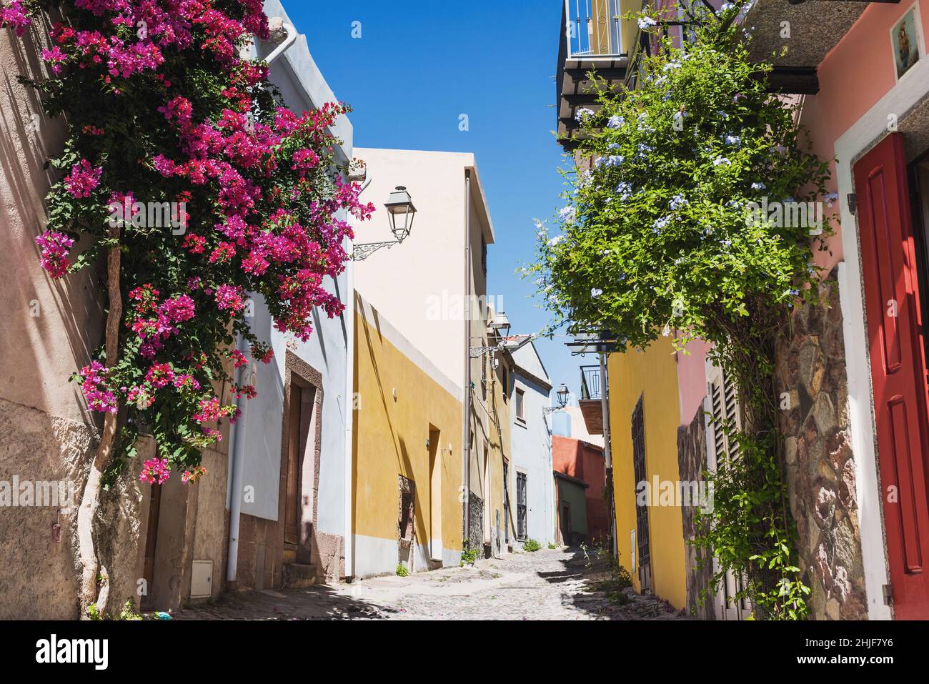 Urlaub in Italien. Bosa Stadt, Insel Sardinien, Italien. Beliebtes Reiseziel Stockfoto