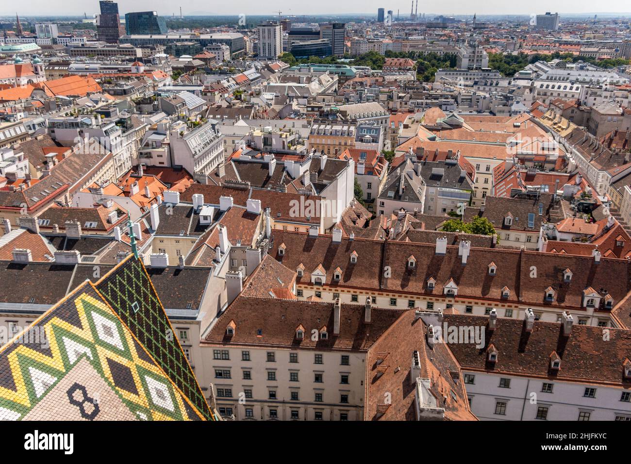 Blick über Wien vom Stephansdom, Wien, Österreich Stockfoto