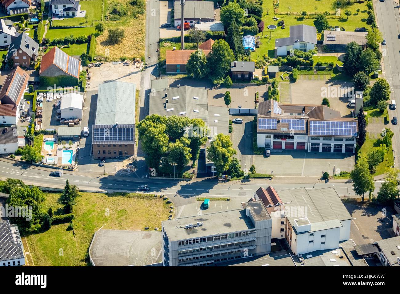 Luftaufnahme, Feuerwehr Bremen Feuerwehr Ense, Bremen, Ense, Sauerland, Nordrhein-Westfalen, Deutschland, Feuerwehr, Brandschutz, Brandwache, Stockfoto