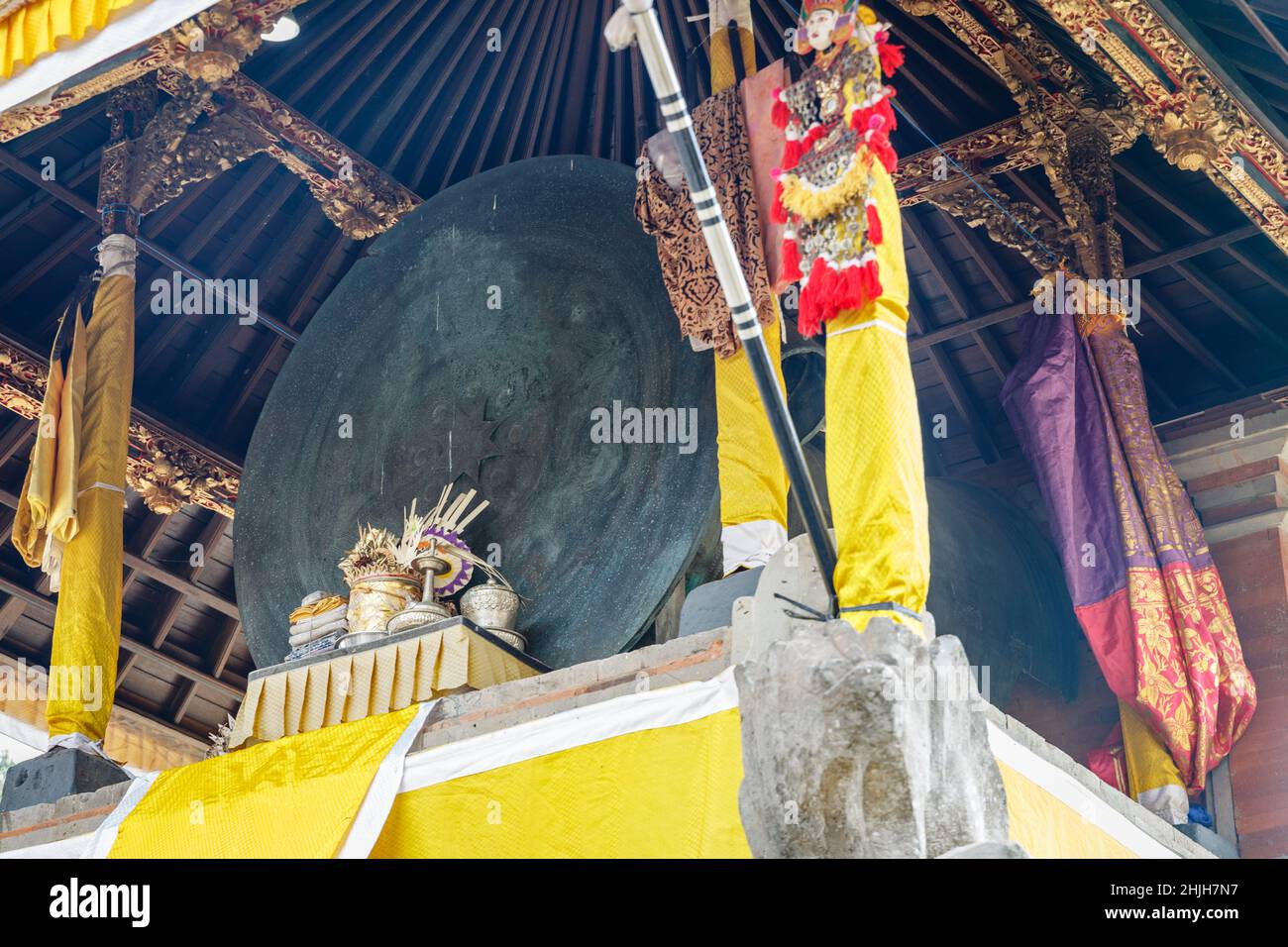 Bronze-Kessel Trommel Mond von Pejeng am balinesischen Hindu-Tempel Pura Penataran Sasih in Pejeng, Gianyar, Bali, Indonesien. Stockfoto