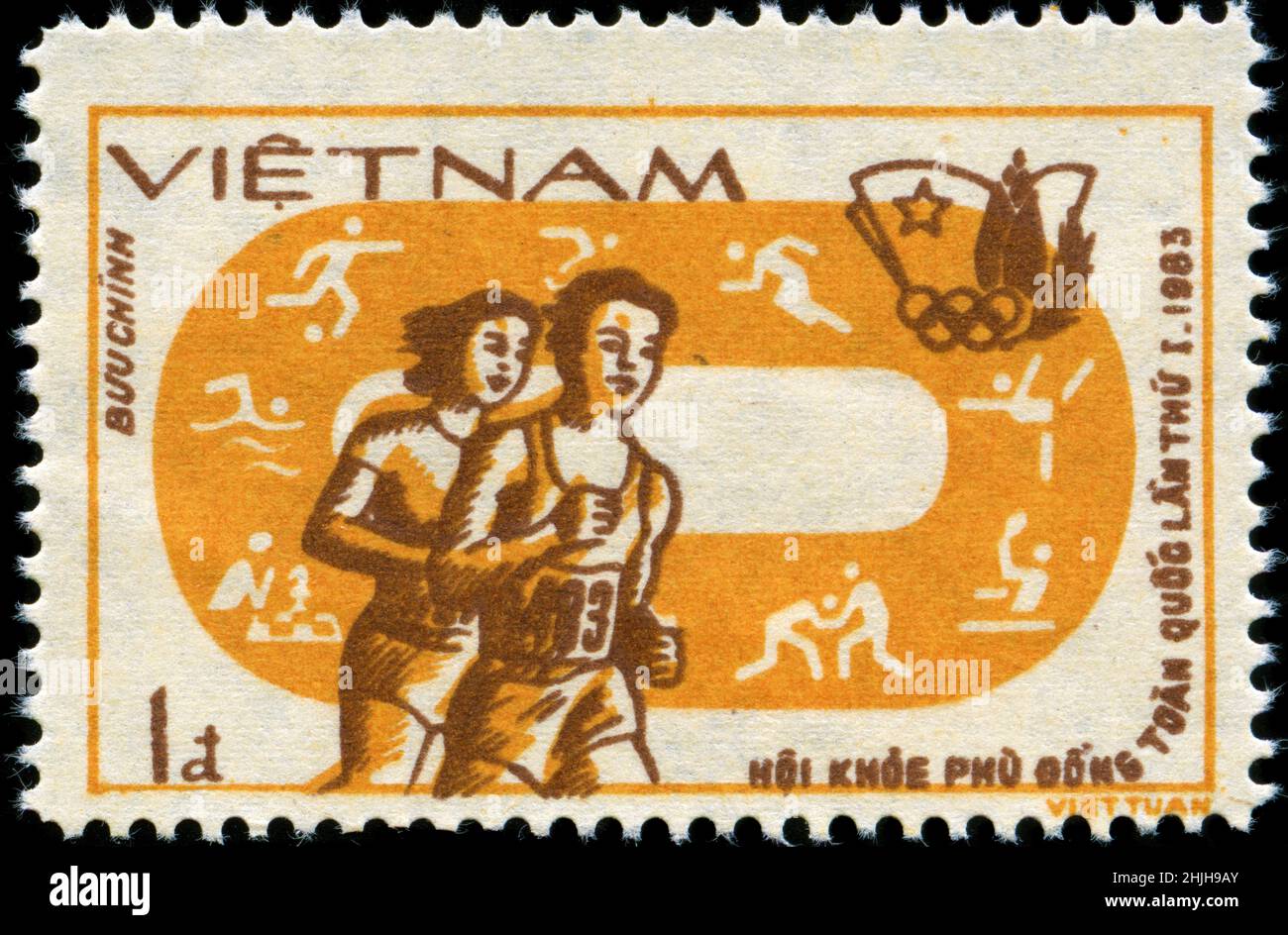 Briefmarke aus Vietnam in der National Youth Sports Festival Serie im Jahr 1983 veröffentlicht Stockfoto