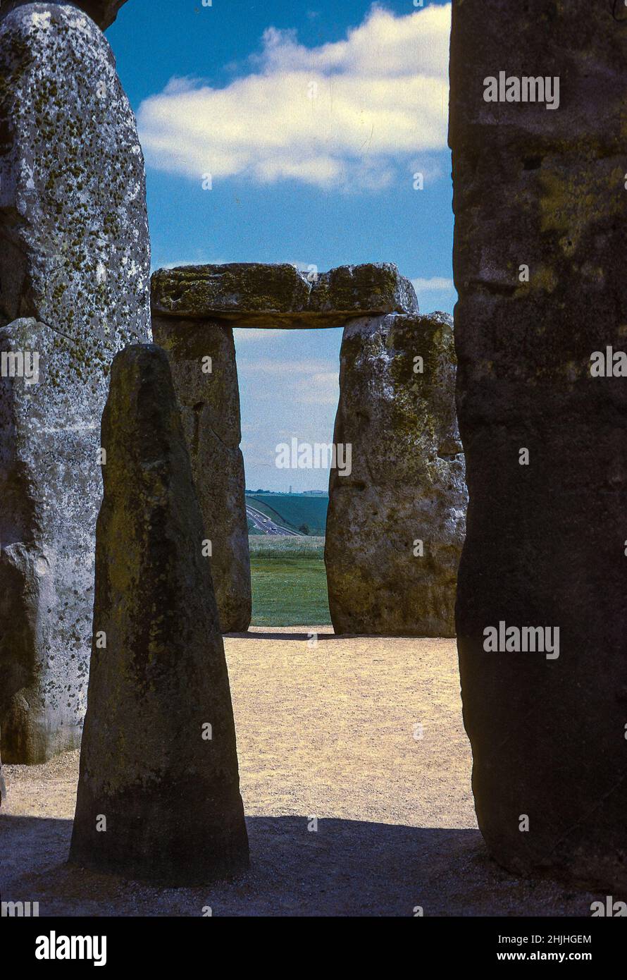 Stonehenge, ein prähistorischer Steinkreis in Wiltshire, England, wurde 1974 zum Weltkulturerbe erklärt. Der öffentliche Zugang wird nun viel strengerer verwaltet. Stockfoto