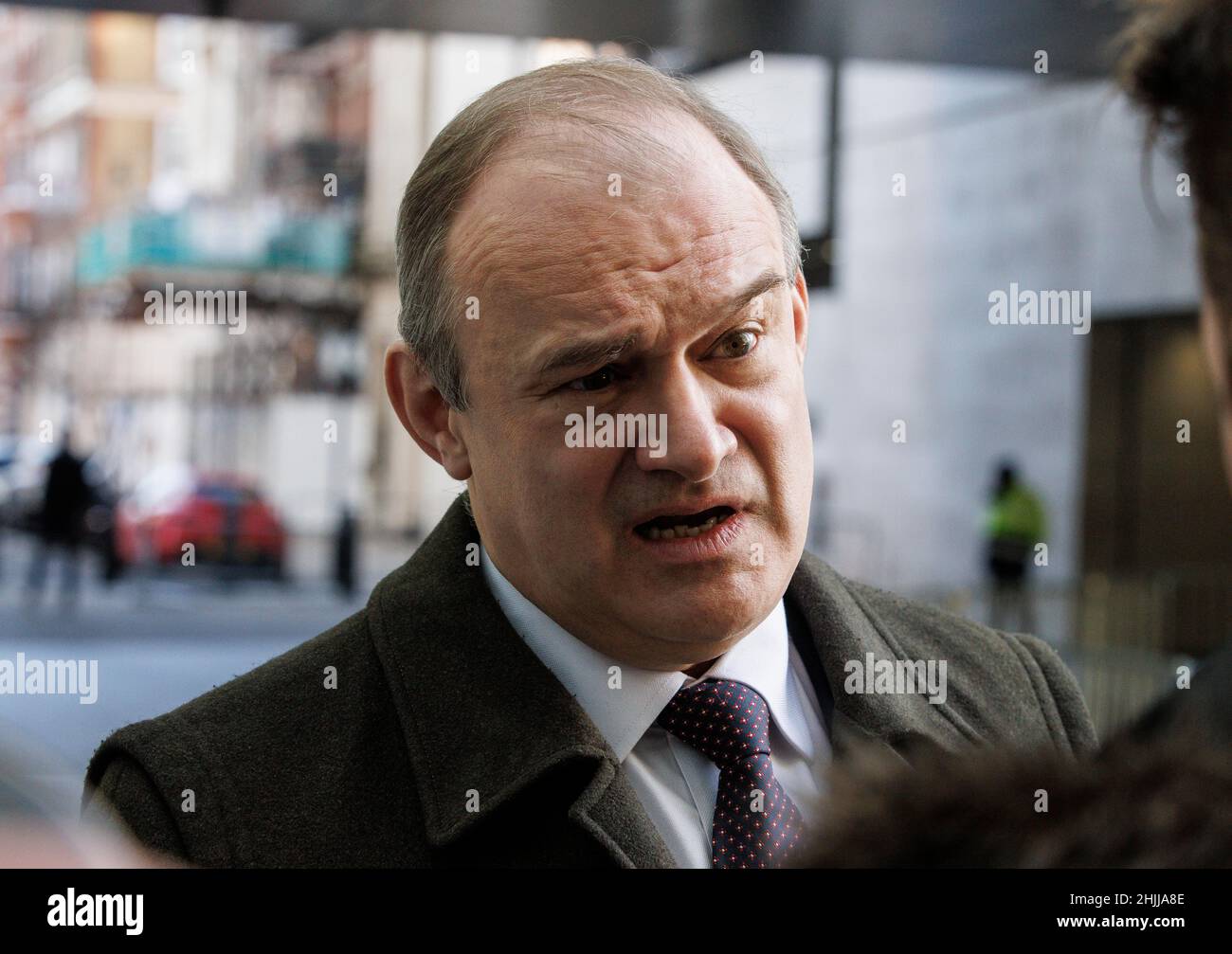 London, Großbritannien. 30th Januar 2022. Sir Ed Davey, Vorsitzender der Liberaldemokraten, in den BBC-Studios für die Sunday Morning Show mit Sophie Raworth. Kredit: Mark Thomas/Alamy Live Nachrichten Stockfoto