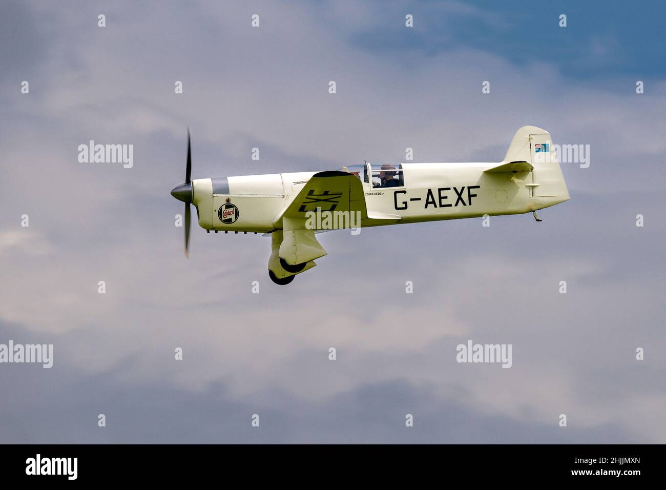 Percival Mew Gull (G-AEXF) tritt am 6. Juni 2021 beim Shuttleworth Flying Festival of Britain auf Stockfoto
