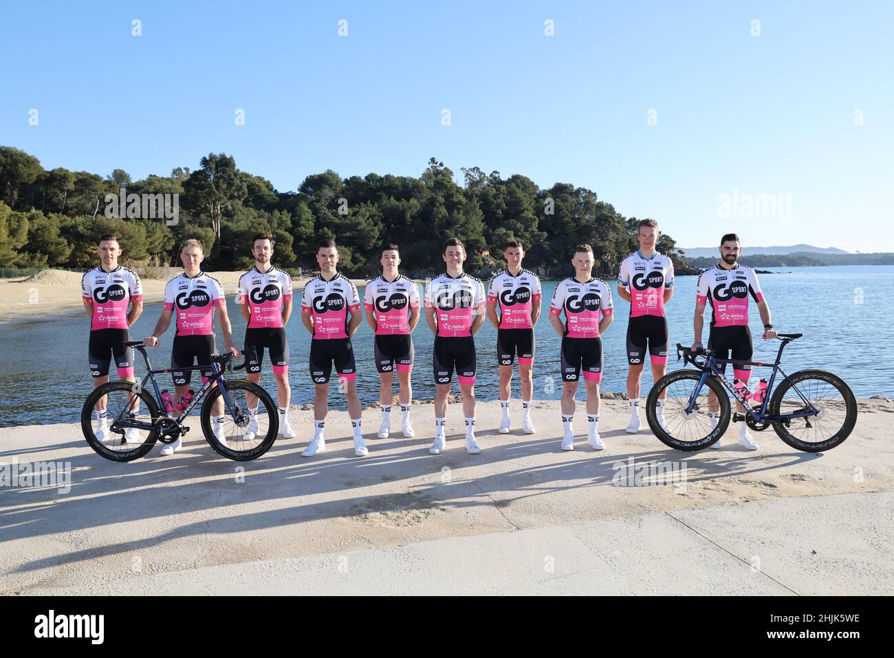 Offizielles Teamfoto während der Vorsaison des GO-SPORTS - Roubaix Lille Metropole 2022 Radsportteam am 2022. Januar in der Region Var, Frankreich - Foto Laurent Sanson / LS Medianord / DPPI Stockfoto