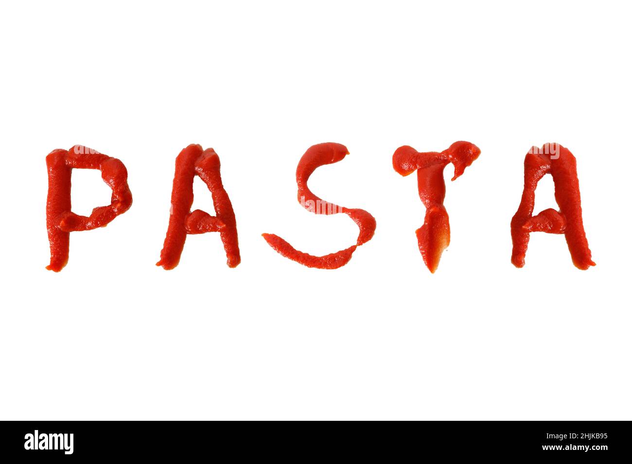 Inschrift mit Tomatenketchup PASTA isoliert auf weißem Hintergrund. Hochwertige Fotos Stockfoto
