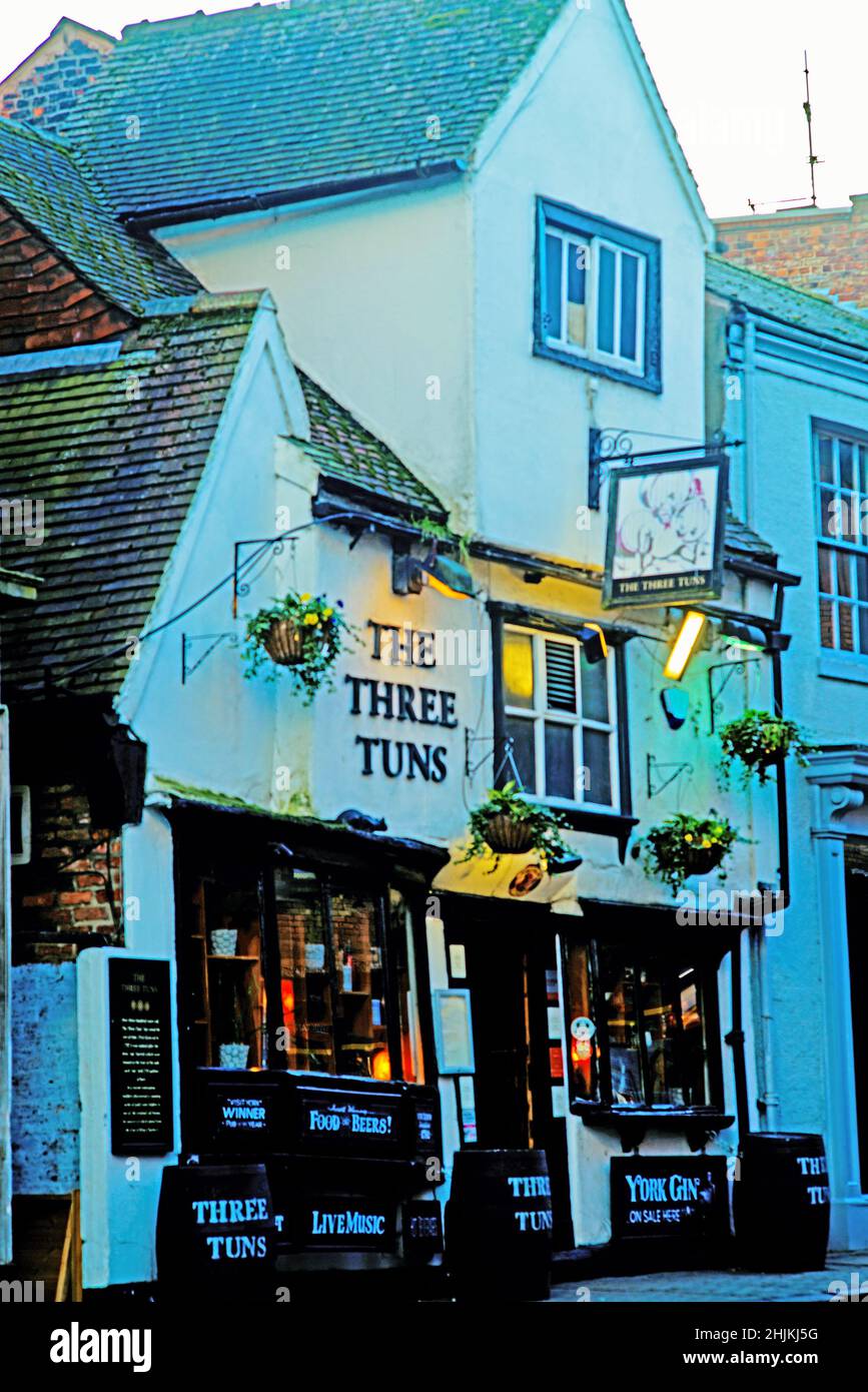 The Three Tuns Pub, Coppergate, York, England Stockfoto