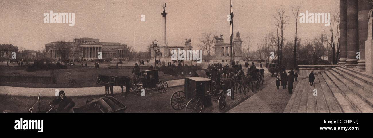 Museum der Schönen Künste. Millennium-Säule & Kolonnade geschmückt mit Statuen der Könige von Ungarn. Budapest (1923) Stockfoto