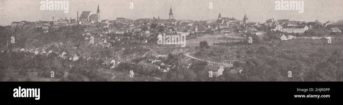 Panorama von Znojmo, einer romantisch gelegenen und historisch bedeutenden Stadt in Südmähren. Tschechische Republik. Tschechoslowakei (1923) Stockfoto