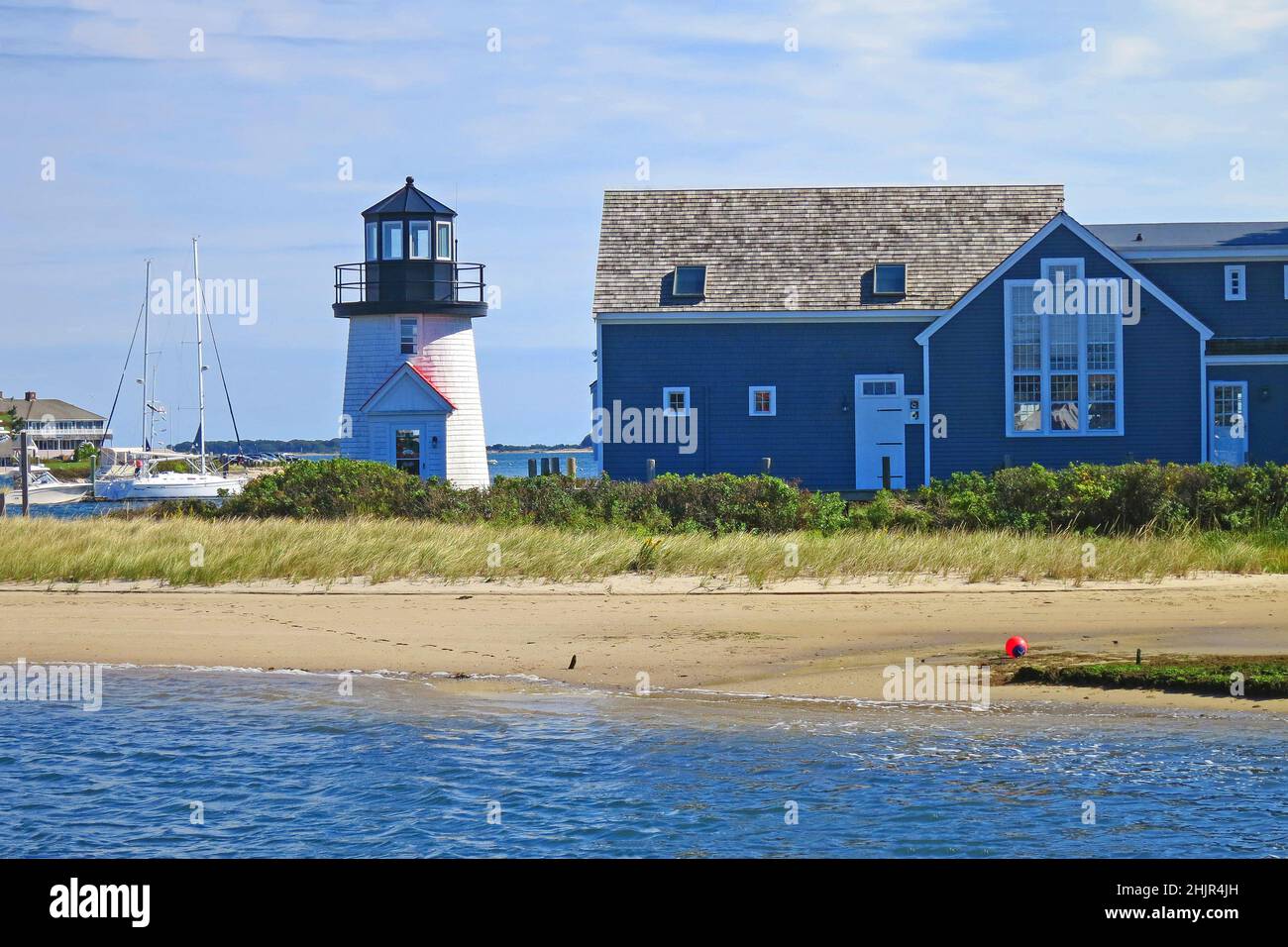 Leuchtturm am Eingang zum Hafen von Hyannis, am Cape Cod Massachusetts, USA. Stockfoto
