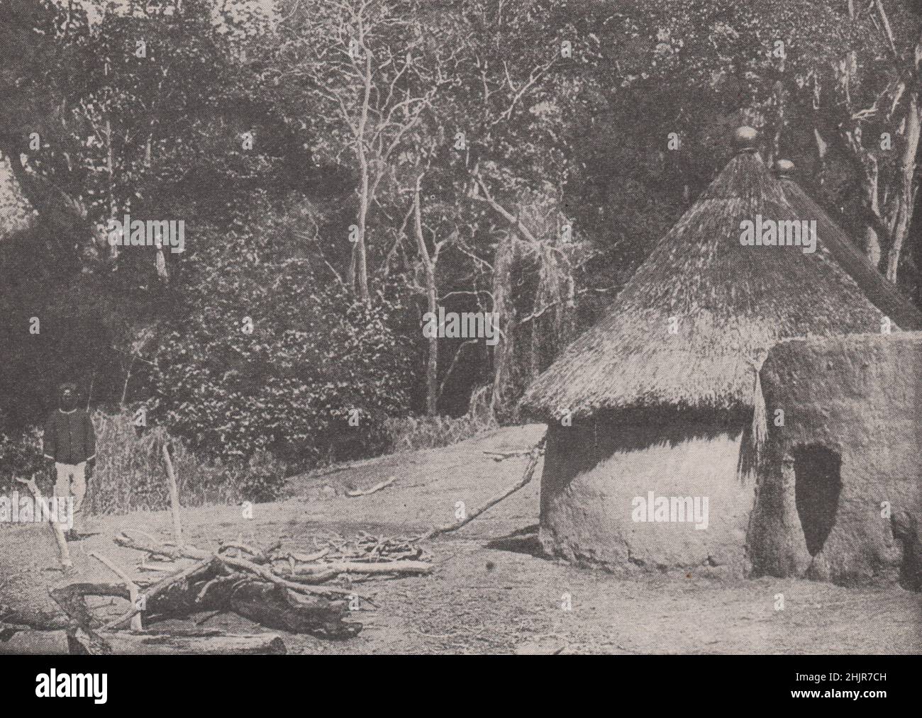 Heimische Wohnungen in der französischen Kolonie Dahomey. Benin. Westafrika (1923) Stockfoto