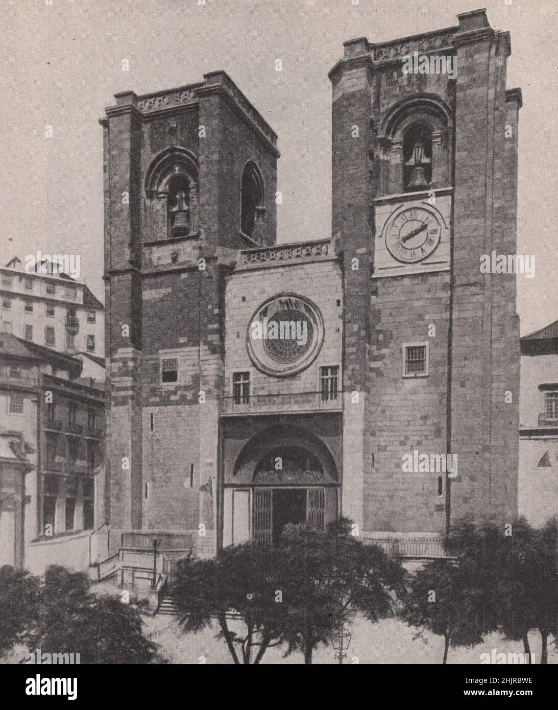 Westfront des se patriarchal, Lissabons Kathedrale. Portugal (1923) Stockfoto