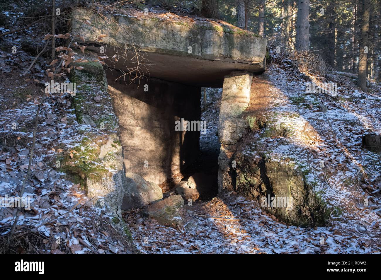 Ludwikowice Klodzkie, Polen - 11. Januar 2022. Molke. Projekt Riese. Ein Projekt, das geschaffen wurde, um wichtige deutsche Hauptquartiere und Fabriken zu errichten Stockfoto