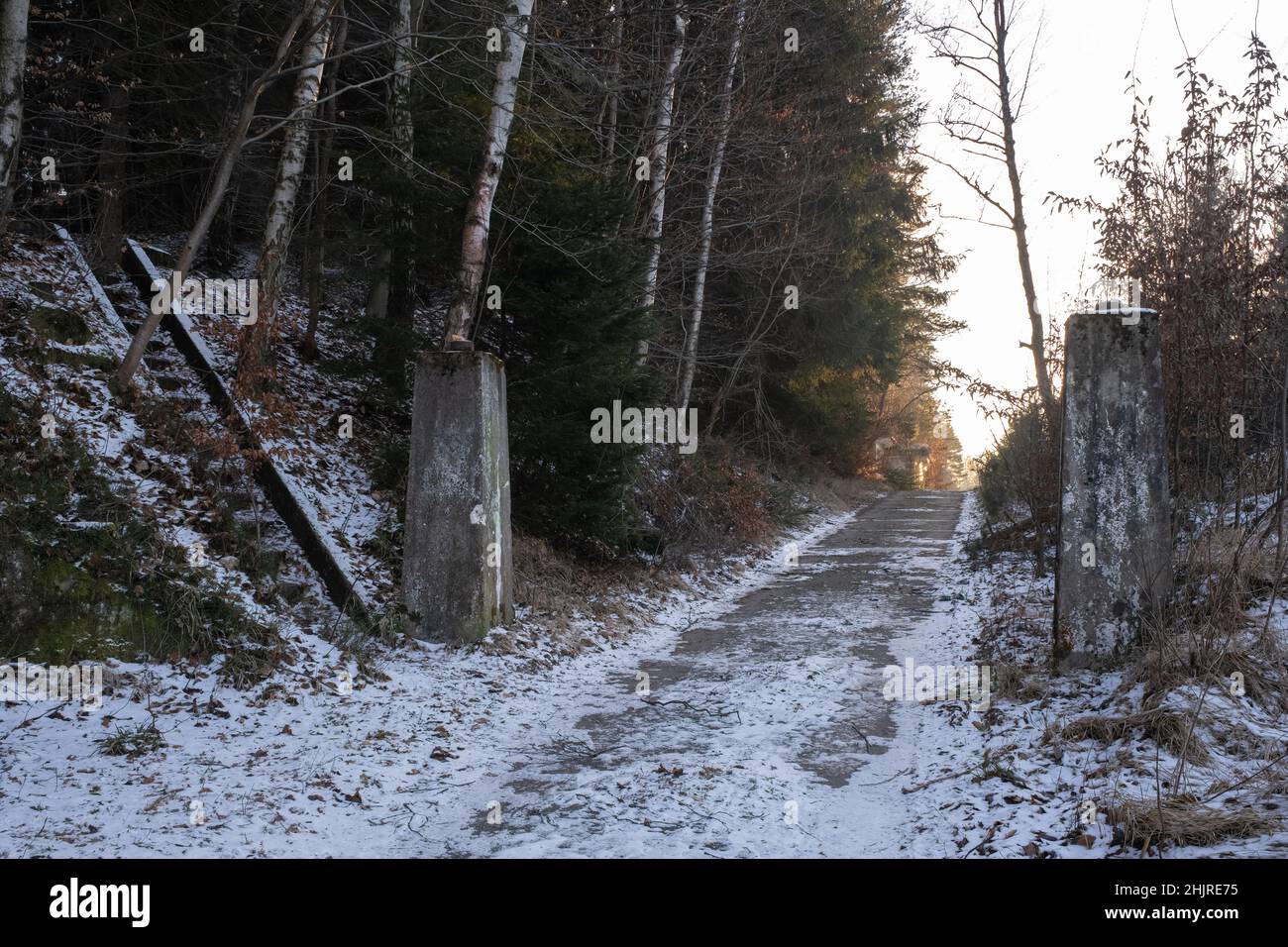 Ludwikowice Klodzkie, Polen - 11. Januar 2022. Molke. Projekt Riese. Ein Projekt, das geschaffen wurde, um wichtige deutsche Hauptquartiere und Fabriken zu errichten Stockfoto