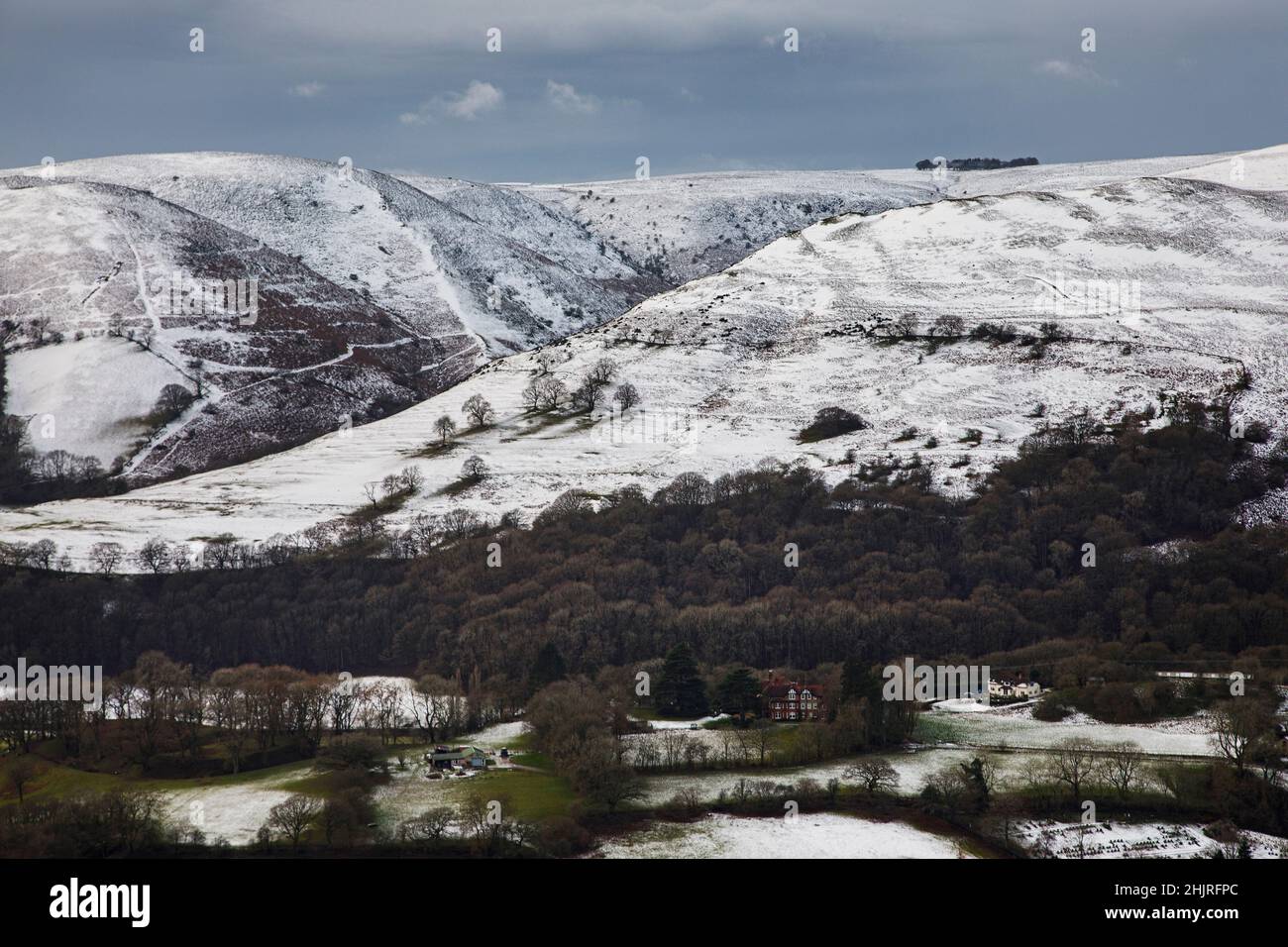 Der lange Mythos im Winter mit Blick nach Osten Stockfoto