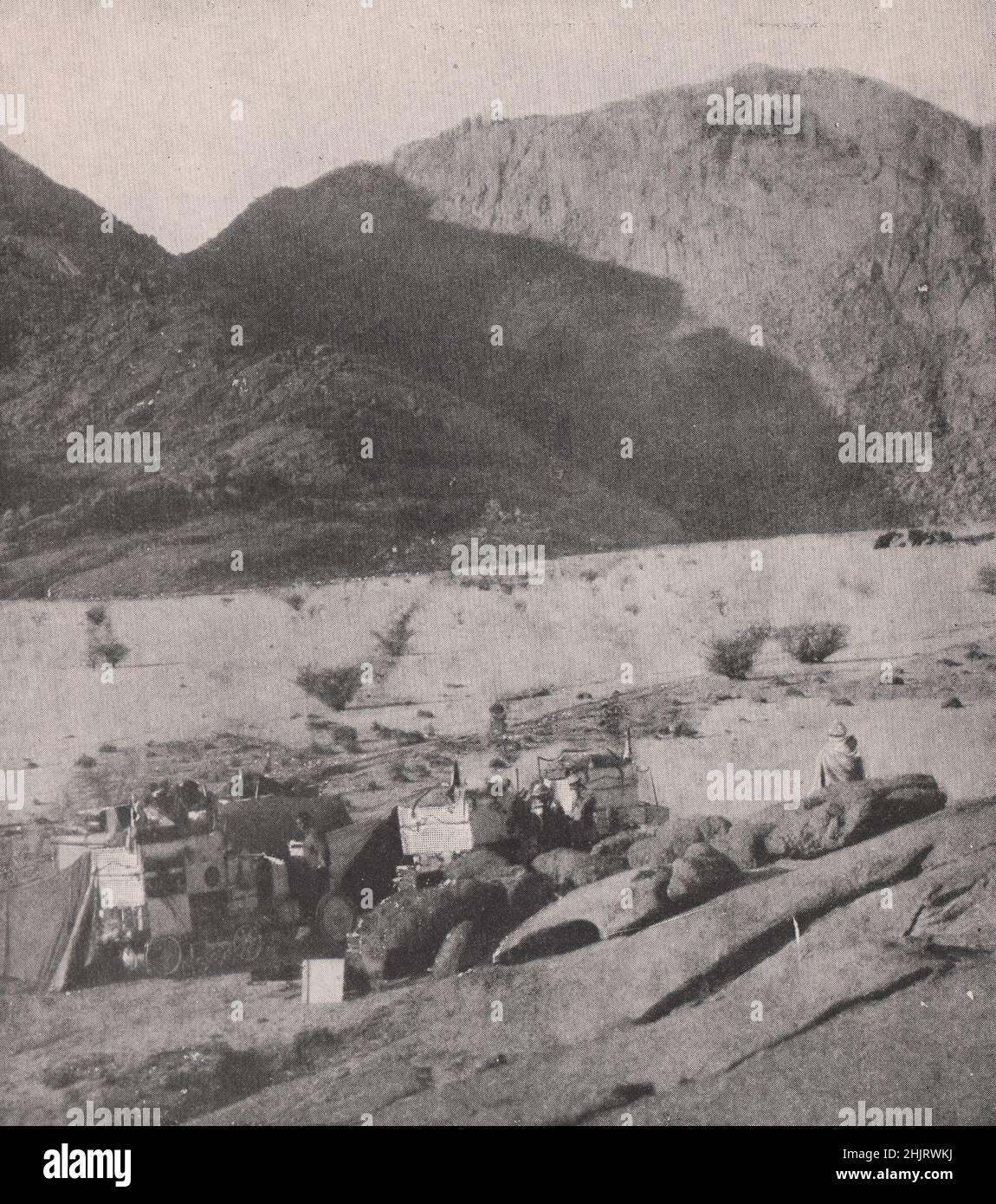 Französische Expedition lagerte unter den Blue Mountains. Frankreich. Sahara (1923) Stockfoto
