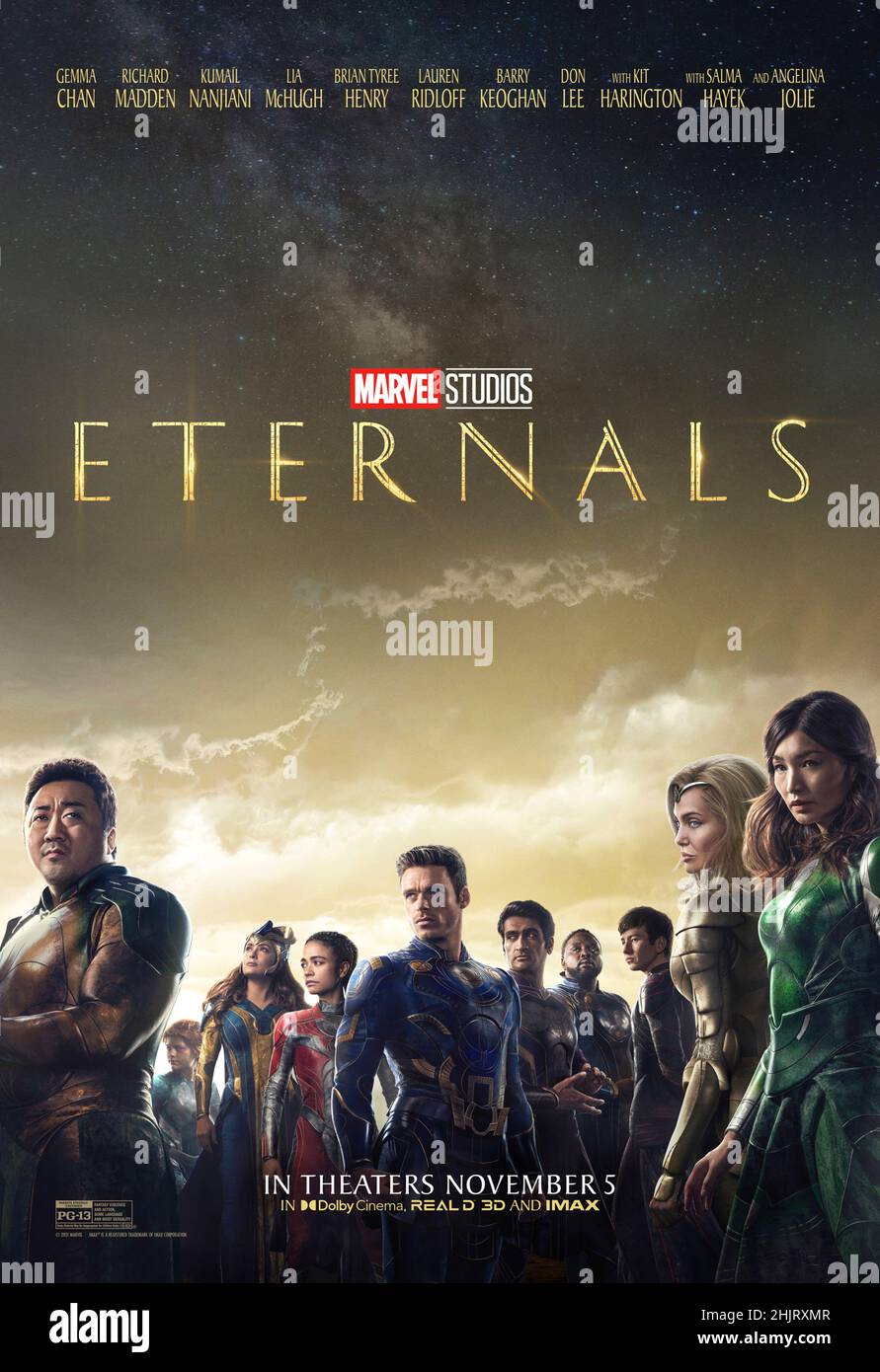 Eternals (2021) unter der Regie von Chloé Zhao mit Gemma Chan, Angelina Jolie und Salma Hayek. Die Saga der Ewigen, eine Rasse unsterblicher und alter Aliens, die auf der Erde lebten und ihre Geschichte und Zivilisationen prägten. Stockfoto