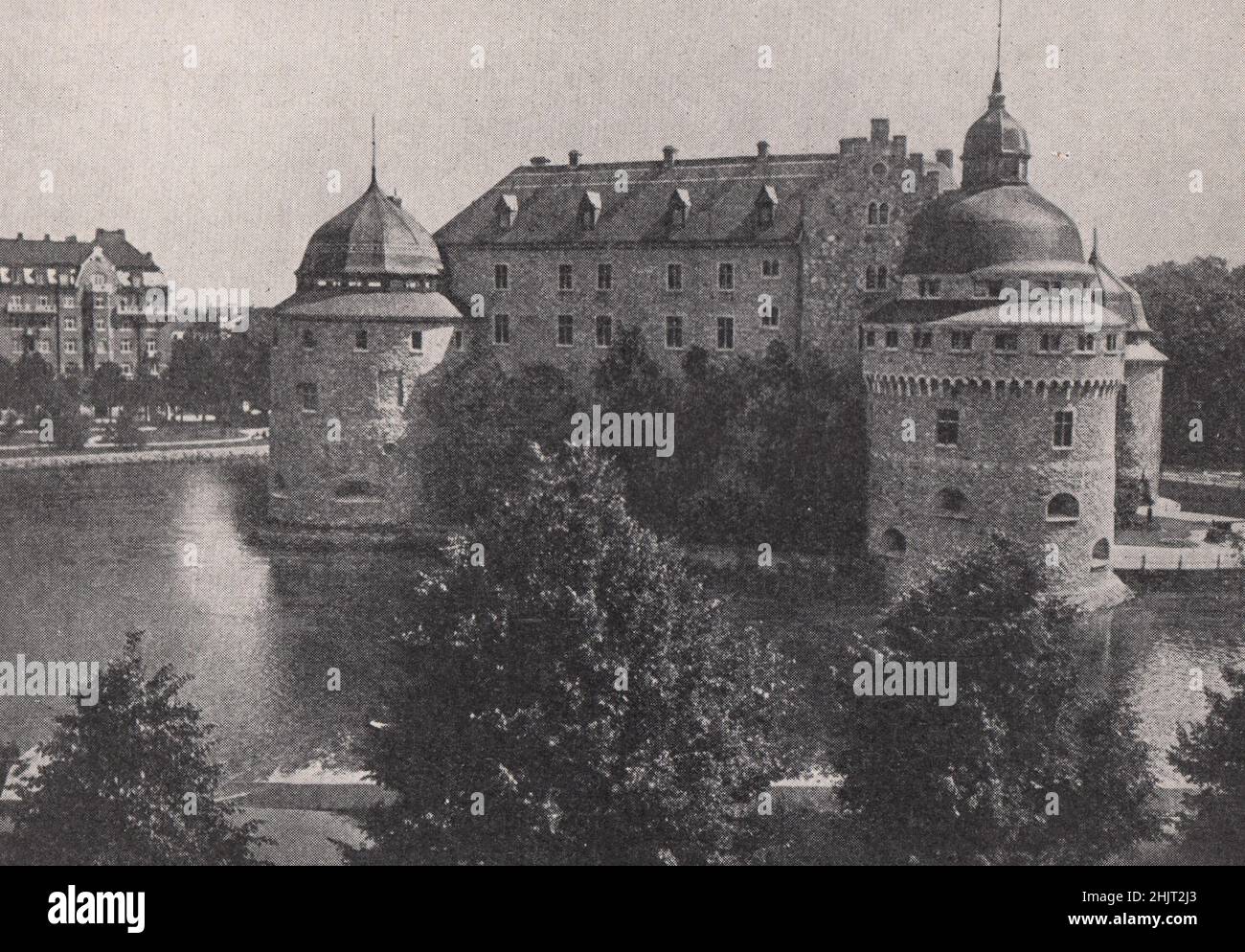 Ehrwürdige Burg einer der ältesten Städte Schwedens (1923) Stockfoto
