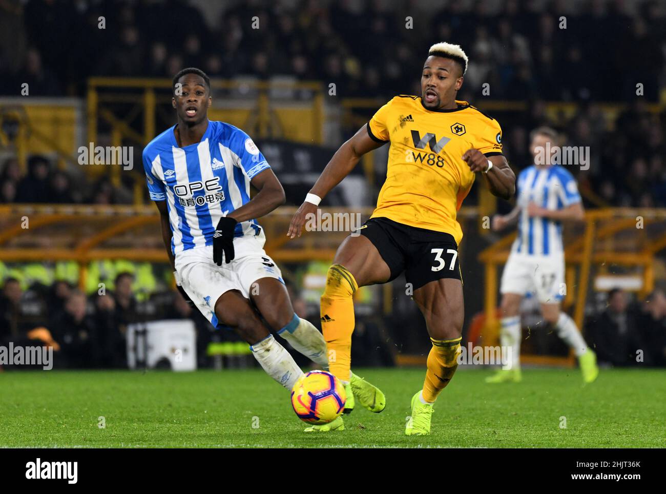 Wolves Fußballspieler Adama Traore Wolverhampton Wanderers gegen Huddersfield im Molineux Stadium 25/11/2018 - English Premier League Stockfoto