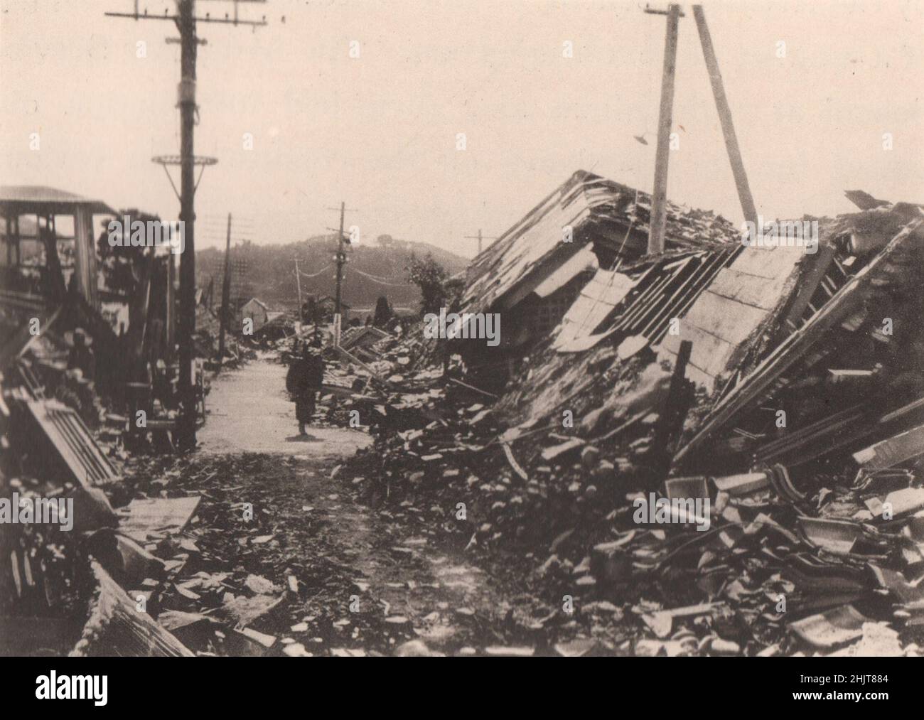 Erdbeben in Japan 1923: Das verheerende Erdbeben in Tateyama, einer anderen Küstenstadt in der Provinz Awa, hat verheerende Folgen Stockfoto