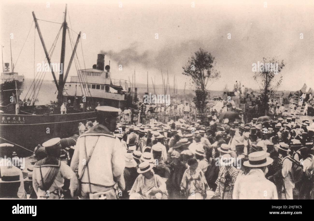 Erdbeben in Japan 1923: Flüchtlinge in die westlichen Provinzen, die in Shibaura einschiffen Stockfoto