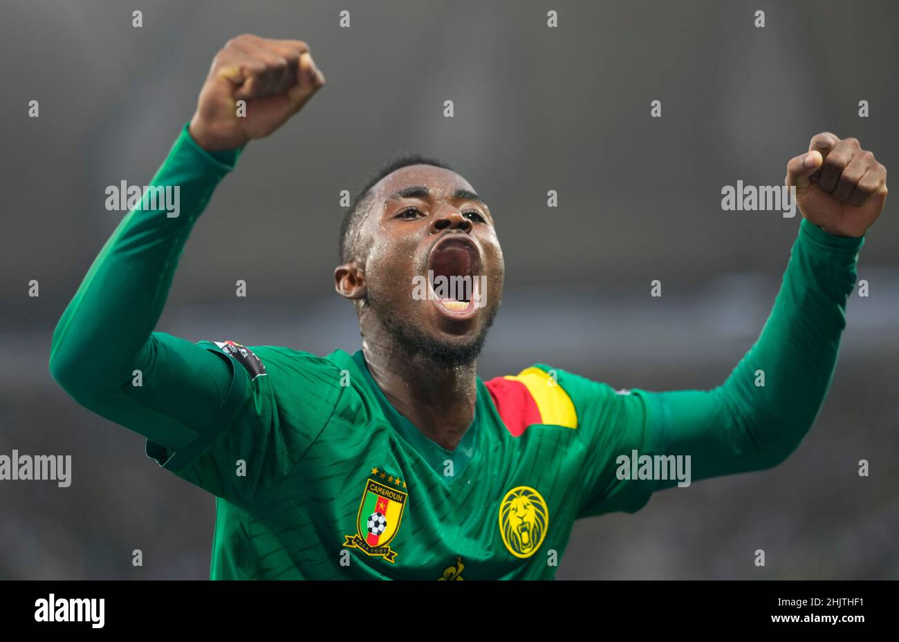 Douala, Kamerun, 29. Januar 2022: Martin Hongla aus Kamerun feiert ihr zweites Tor während Kameruns gegen den Gambia, Afrika-Cup der Nationen im Japoma-Stadion. Kim Price/CSM. Stockfoto