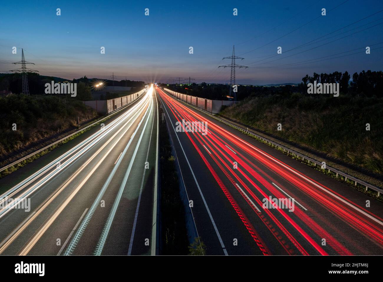 Deutsche Autobahn A7 - große Langzeitbelichtung Stockfoto