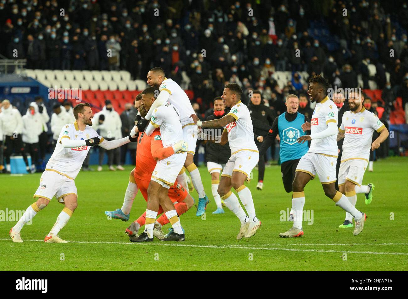 Nice feiert den Sieg beim französischen Cup Paris Saint-Germain gegen OGC Nice Fußballspiel im Stadion Parc des Princes am 31. Januar 2022 in Paris, Frankreich. Foto von Laurent Zabulon/ABACAPRESS.COM Stockfoto