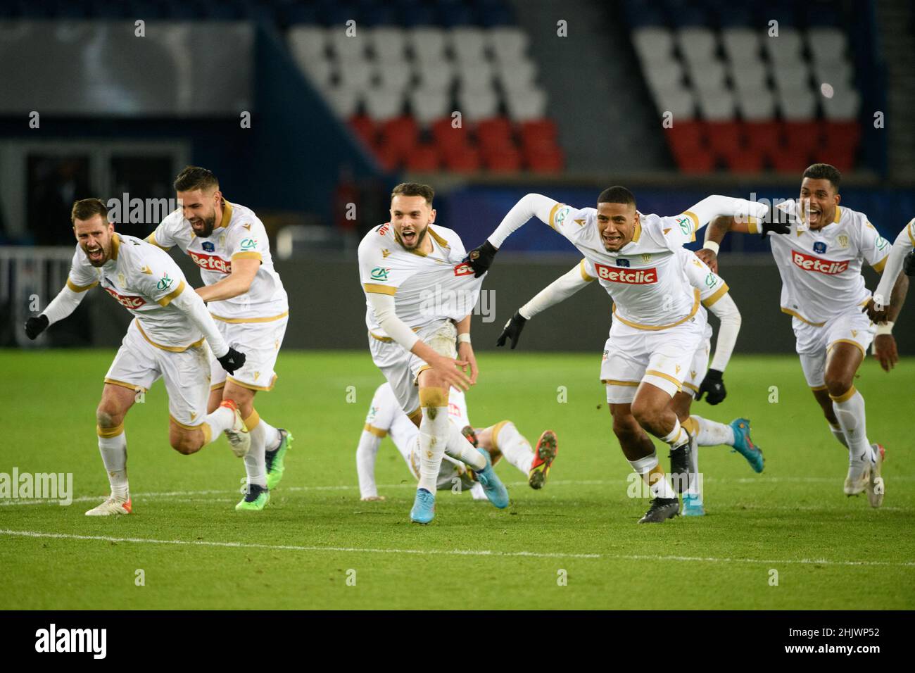 Nice feiert den Sieg beim französischen Cup Paris Saint-Germain gegen OGC Nice Fußballspiel im Stadion Parc des Princes am 31. Januar 2022 in Paris, Frankreich. Foto von Laurent Zabulon/ABACAPRESS.COM Stockfoto