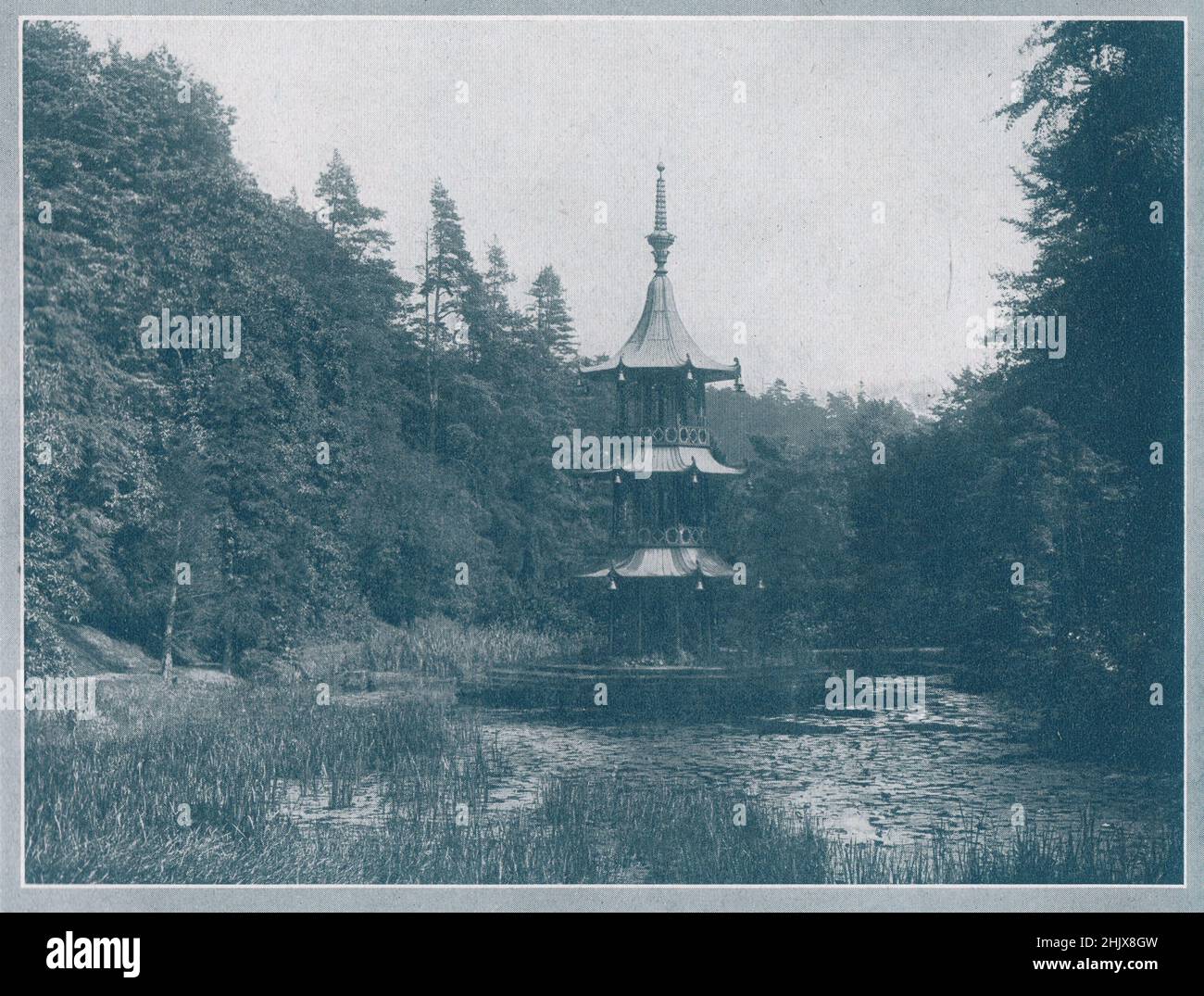 Chinesische Pagode, Alton Towers. Staffordshire (1923) Stockfoto