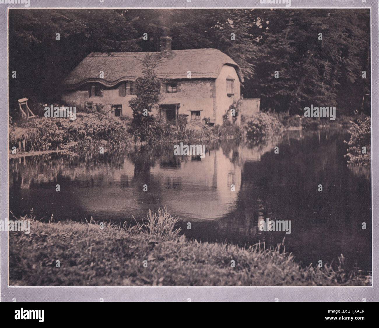 Ein Ferienhaus am See . Wiltshire (1923) Stockfoto