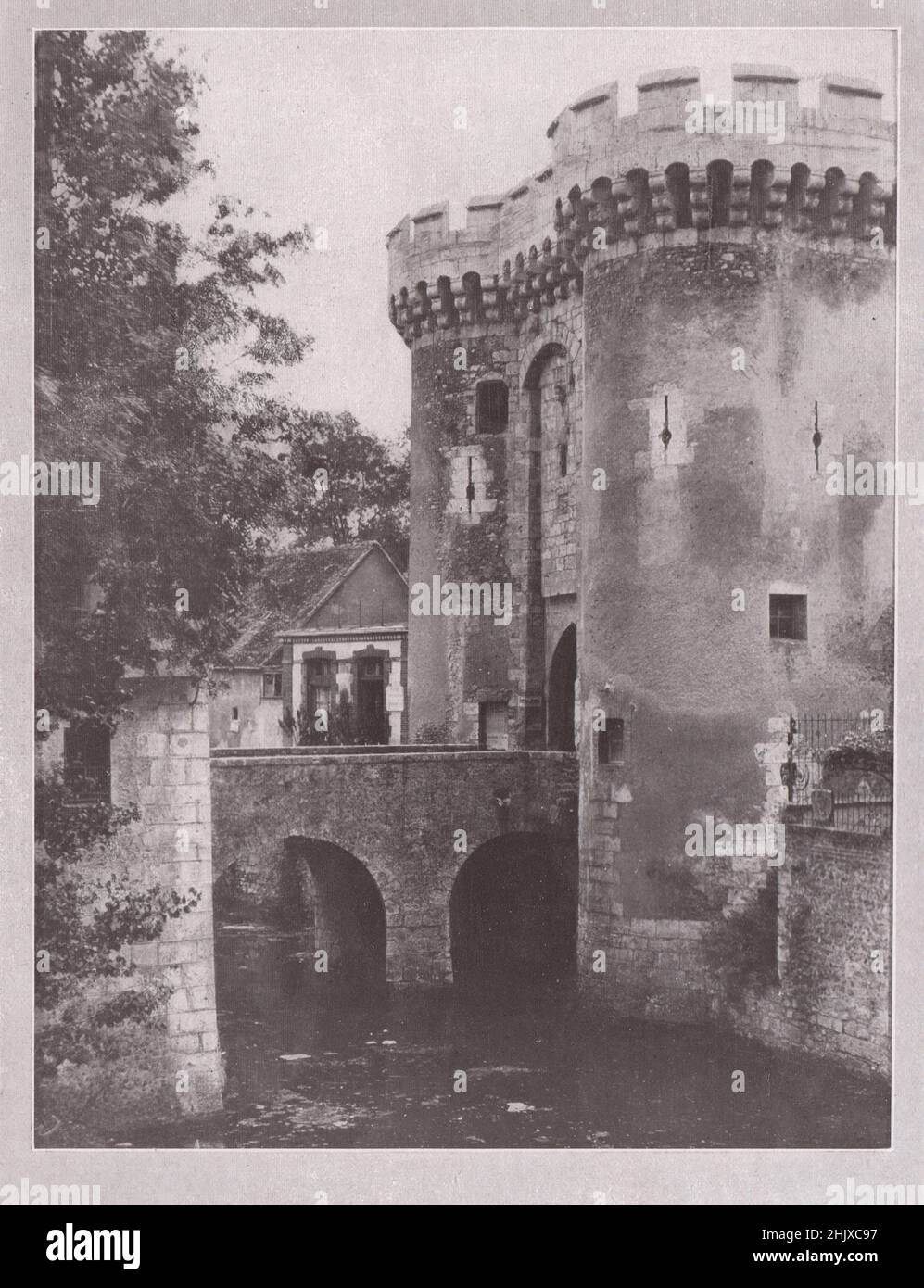 Porte Guillaume, Dinan. Côtes-d’Armor. Frankreich (1925) Stockfoto