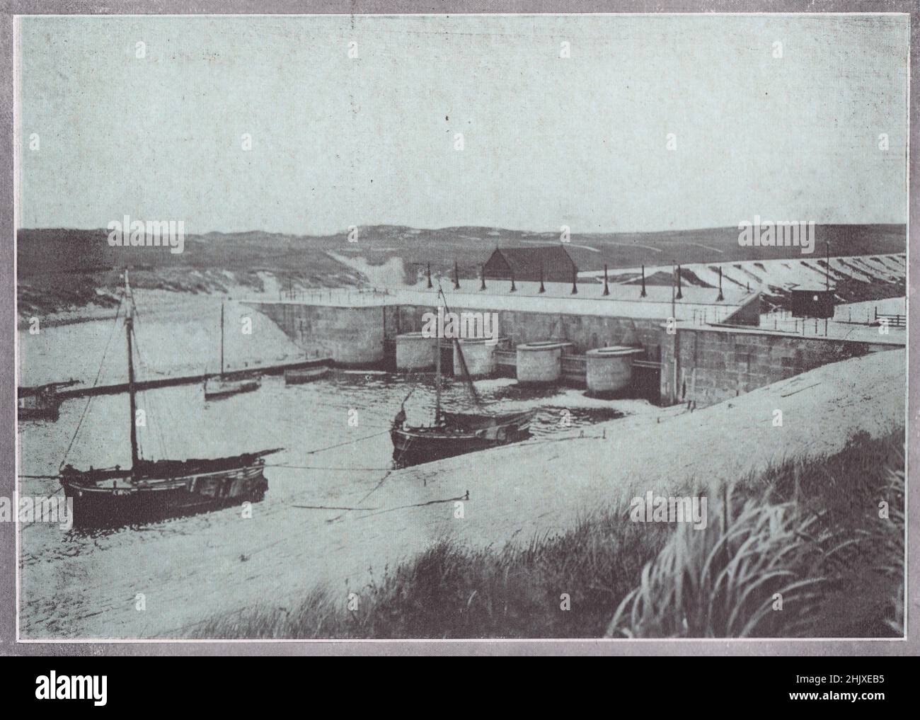 Die Rheinschleusen, Katwijk-on-Sea. Niederlande. Niederlande (1925) Stockfoto