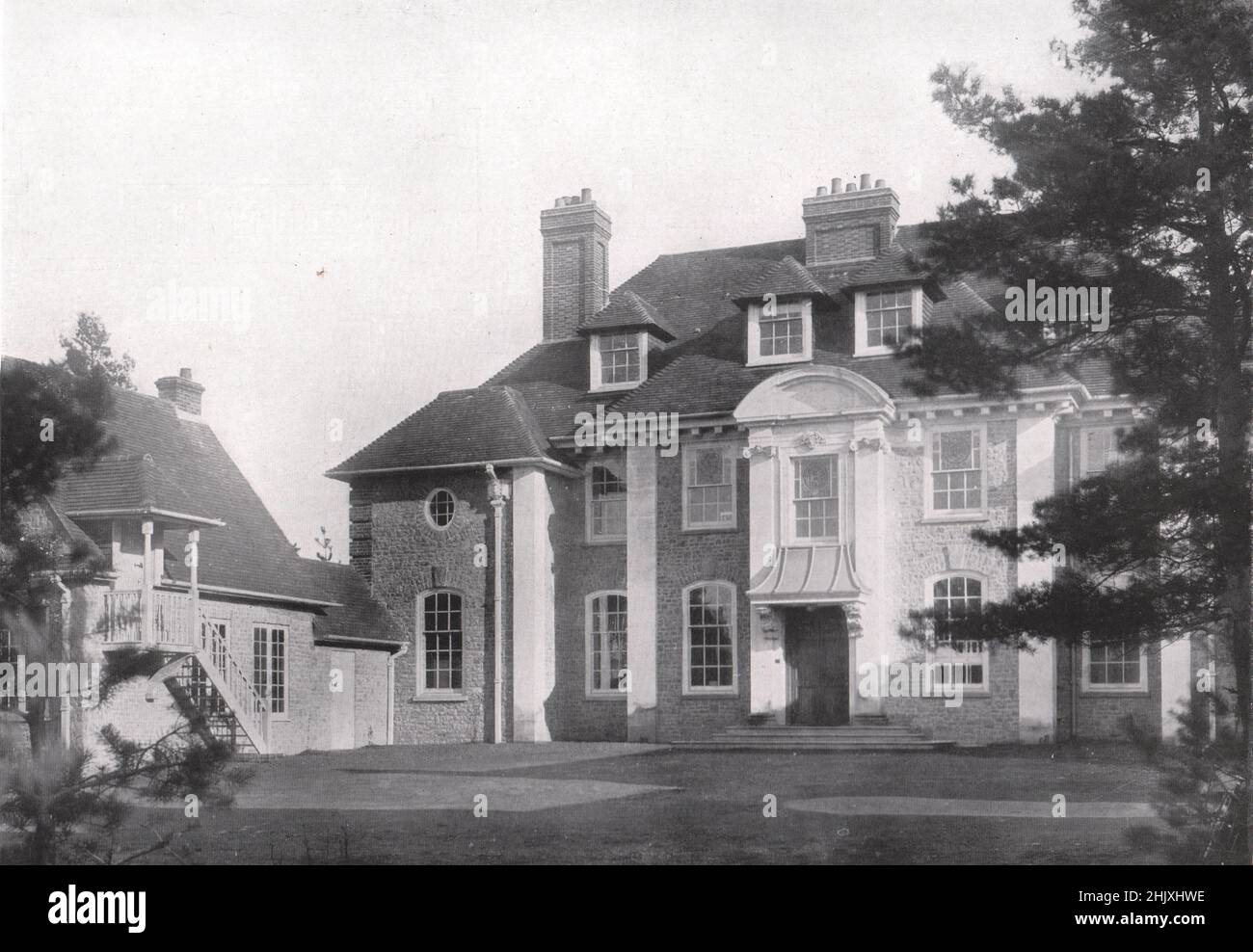 'The Chase', Churt, in der Nähe von Farnham, Surrey : Eingang. Harold Falkner, Architekt (1908) Stockfoto
